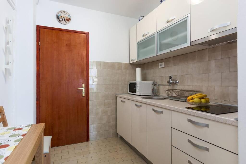 Studio Apartment Didovina สปลิท ภายนอก รูปภาพ