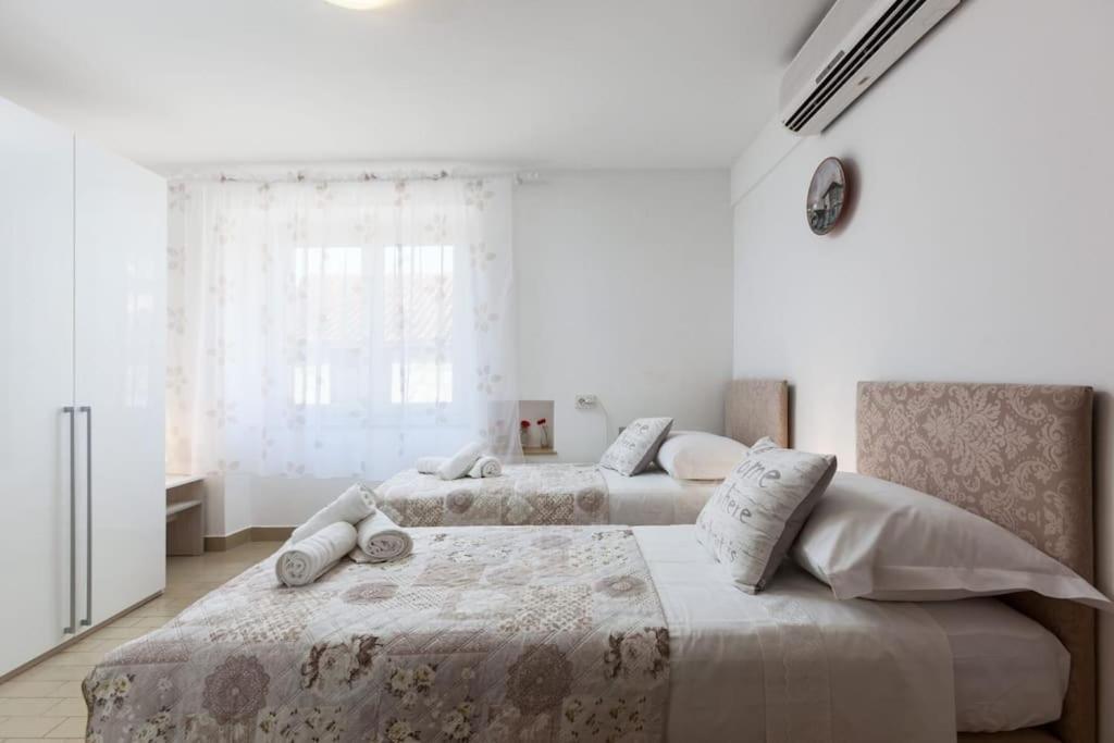 Studio Apartment Didovina สปลิท ภายนอก รูปภาพ